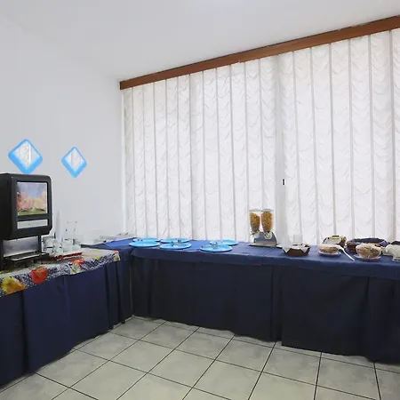 Tv فندق
